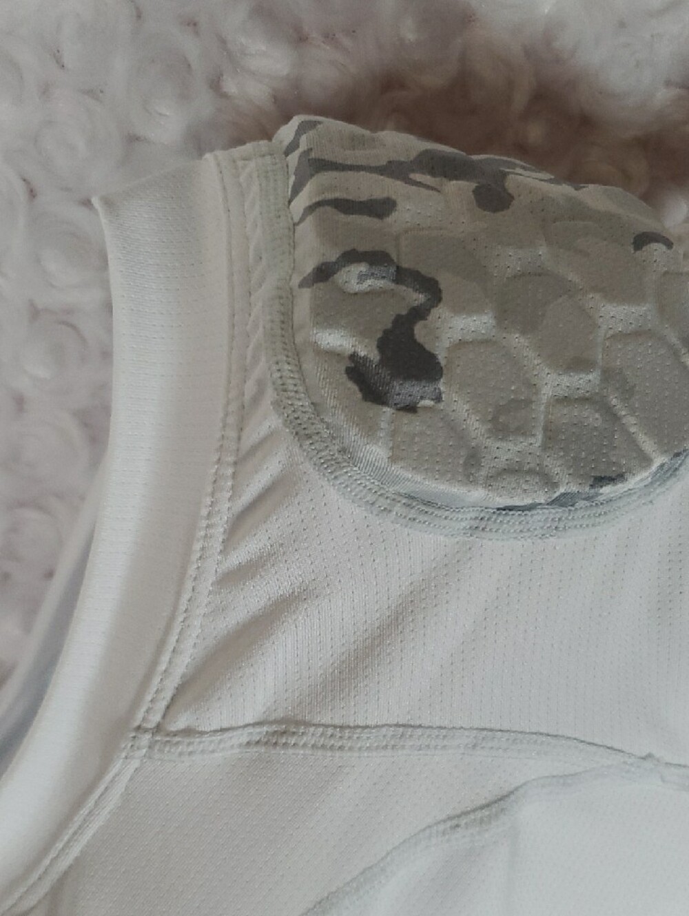 Under Armour White Sleeveless Padded Compression Shirt - Picture 4 of 11